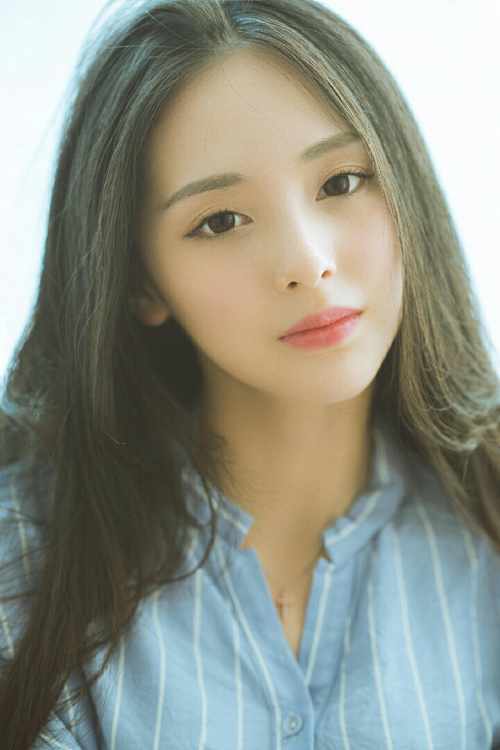 “英超逆境反击，夺冠希望依旧存续”，英超逆袭夺冠