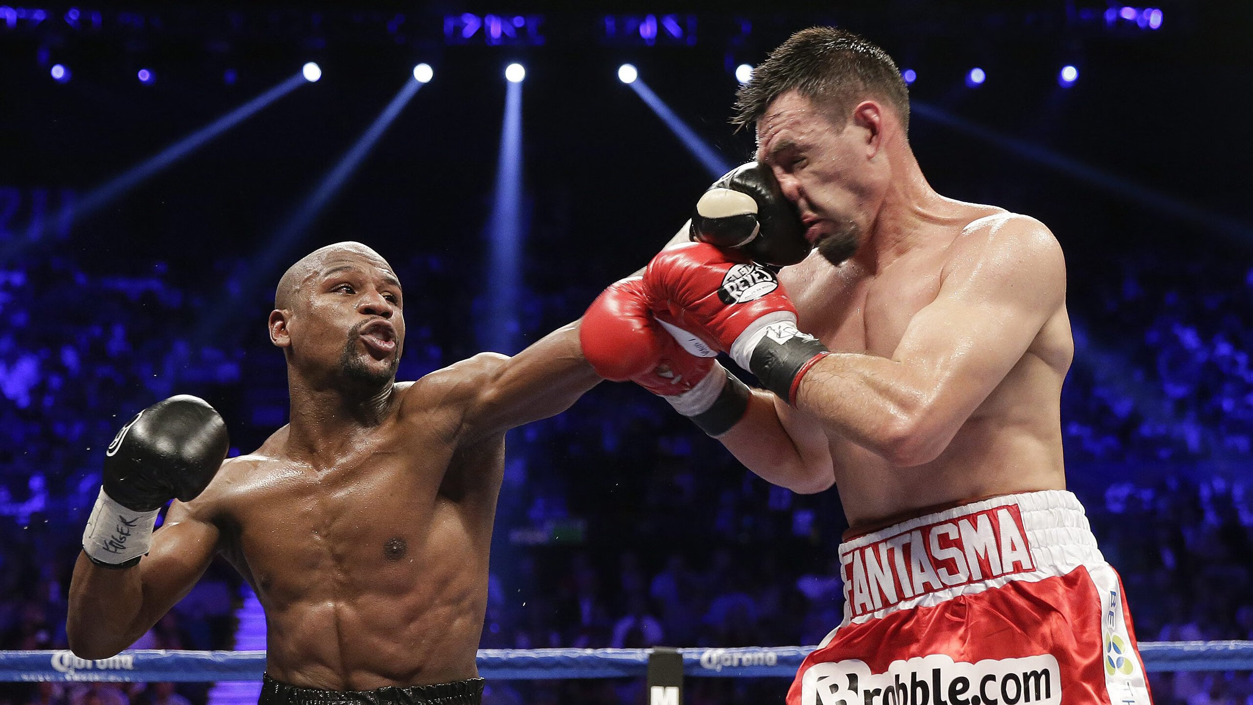 开云体育APP下载-达米恩·麦肯齐：从年轻潜力股到全黑队核心球员，成长过程令人惊艳